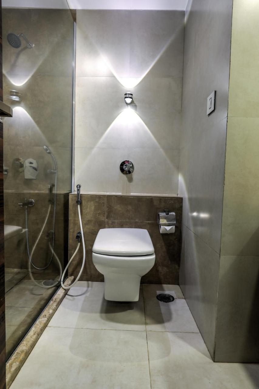 Capital O 1251 Hotel Suprabha Warangal Luaran gambar